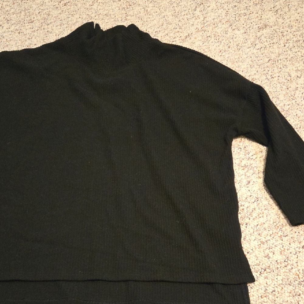 Old Navy Ribbed Knit Sweater - Picture 4 of 6